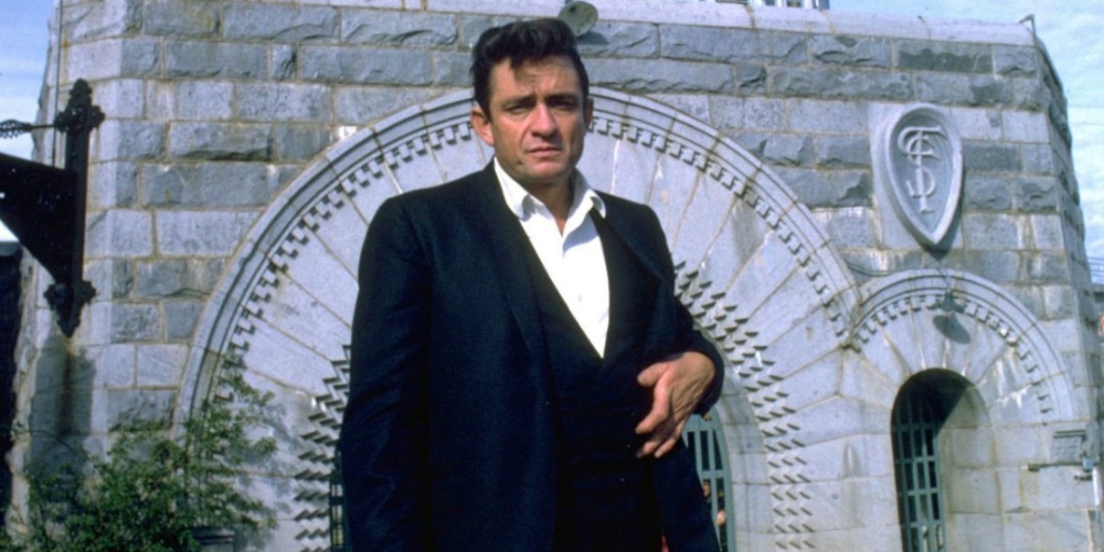 Why did johnny cash go to jail